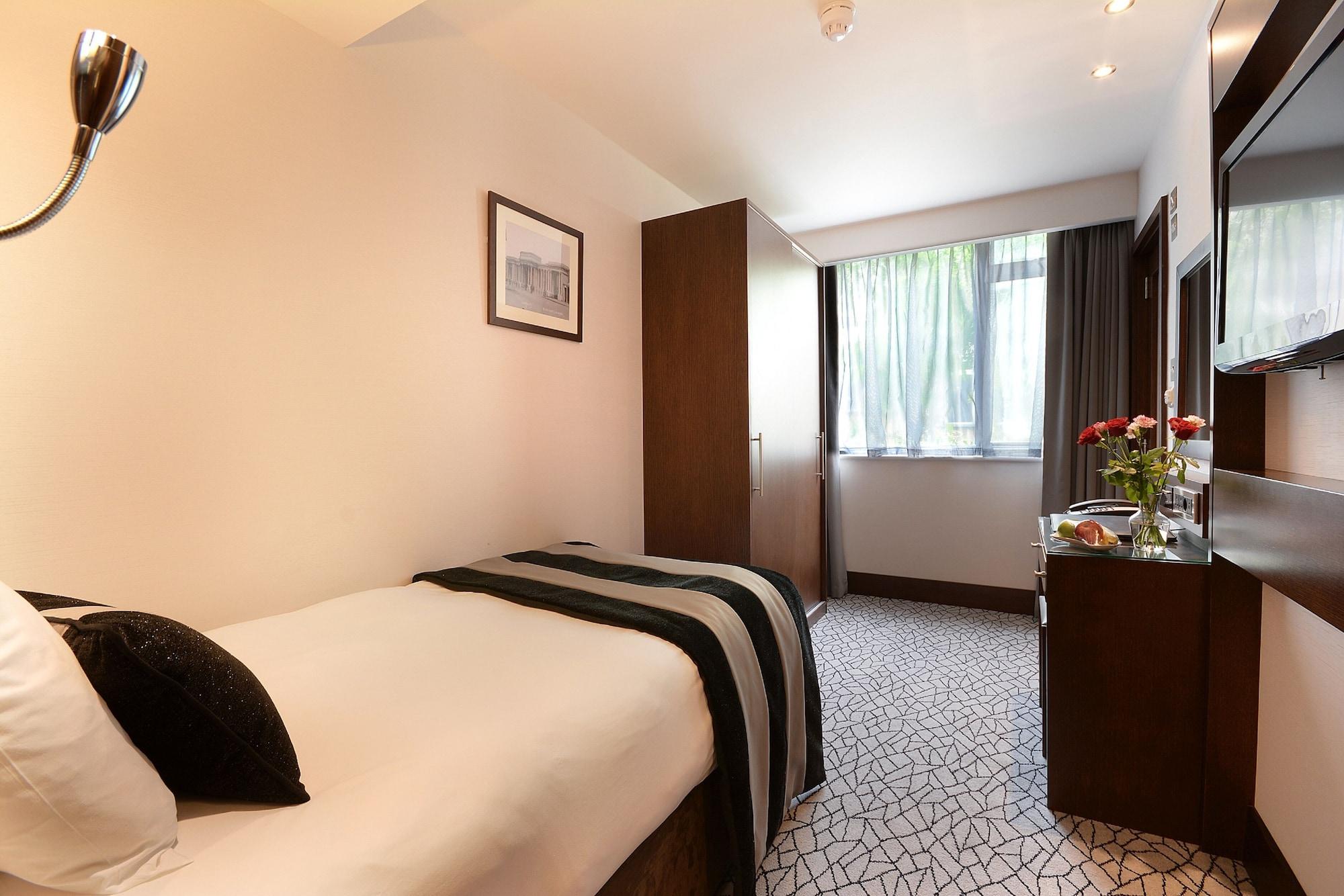Park Grand London Lancaster Gate Hotell Exteriör bild A single room at the hotel