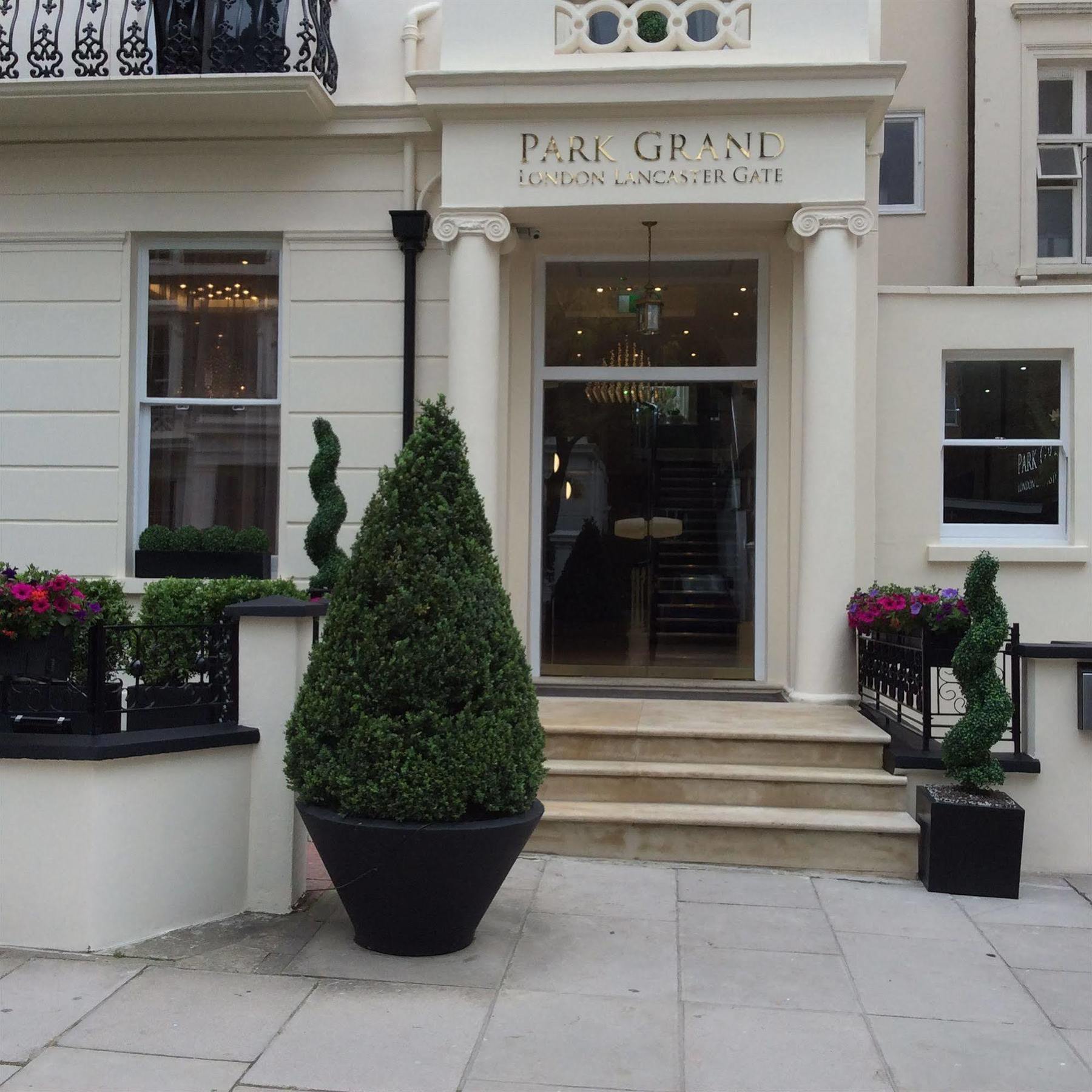 Park Grand London Lancaster Gate Hotell Exteriör bild Park Grove entrance