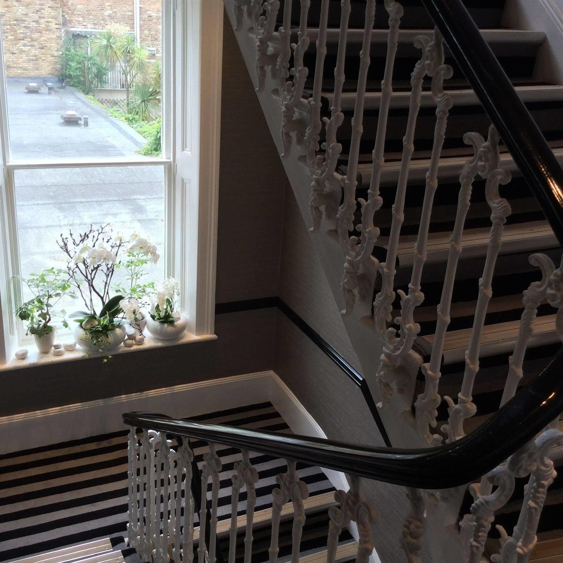 Park Grand London Lancaster Gate Hotell Exteriör bild The staircase